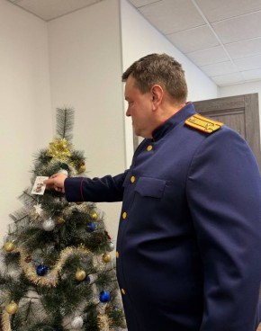 Руководитель следственного отдела по Сормовскому району города Нижнего Новгорода принял участие в акции "Елка желаний"